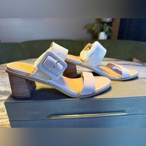 Oasis Society Kelly Heeled Buckle Sandals